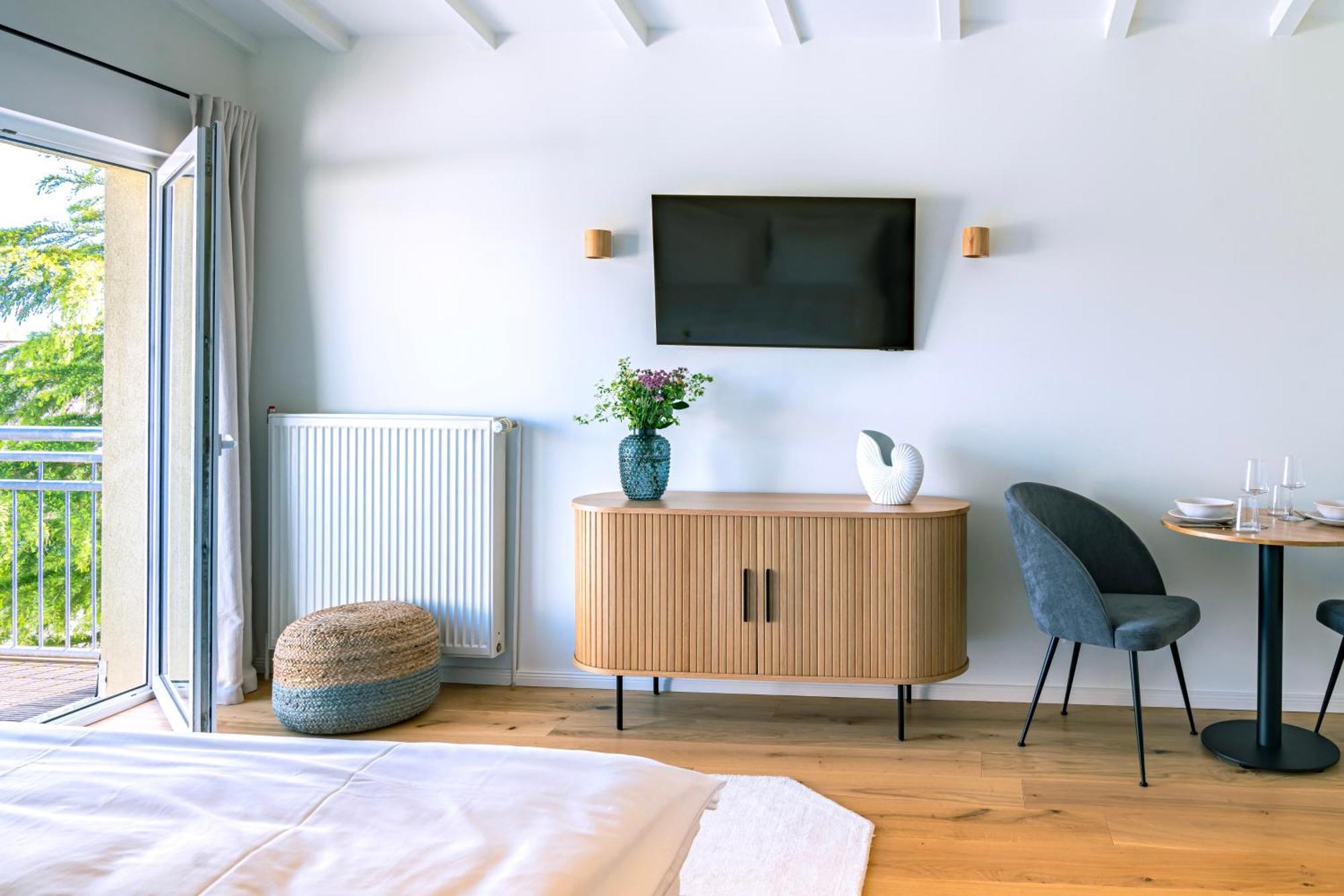 Kapitaenshaus Friedrich Franz - Premium Apartments 200 Meter Vom Strand Und Alten Strom Rostock Extérieur photo