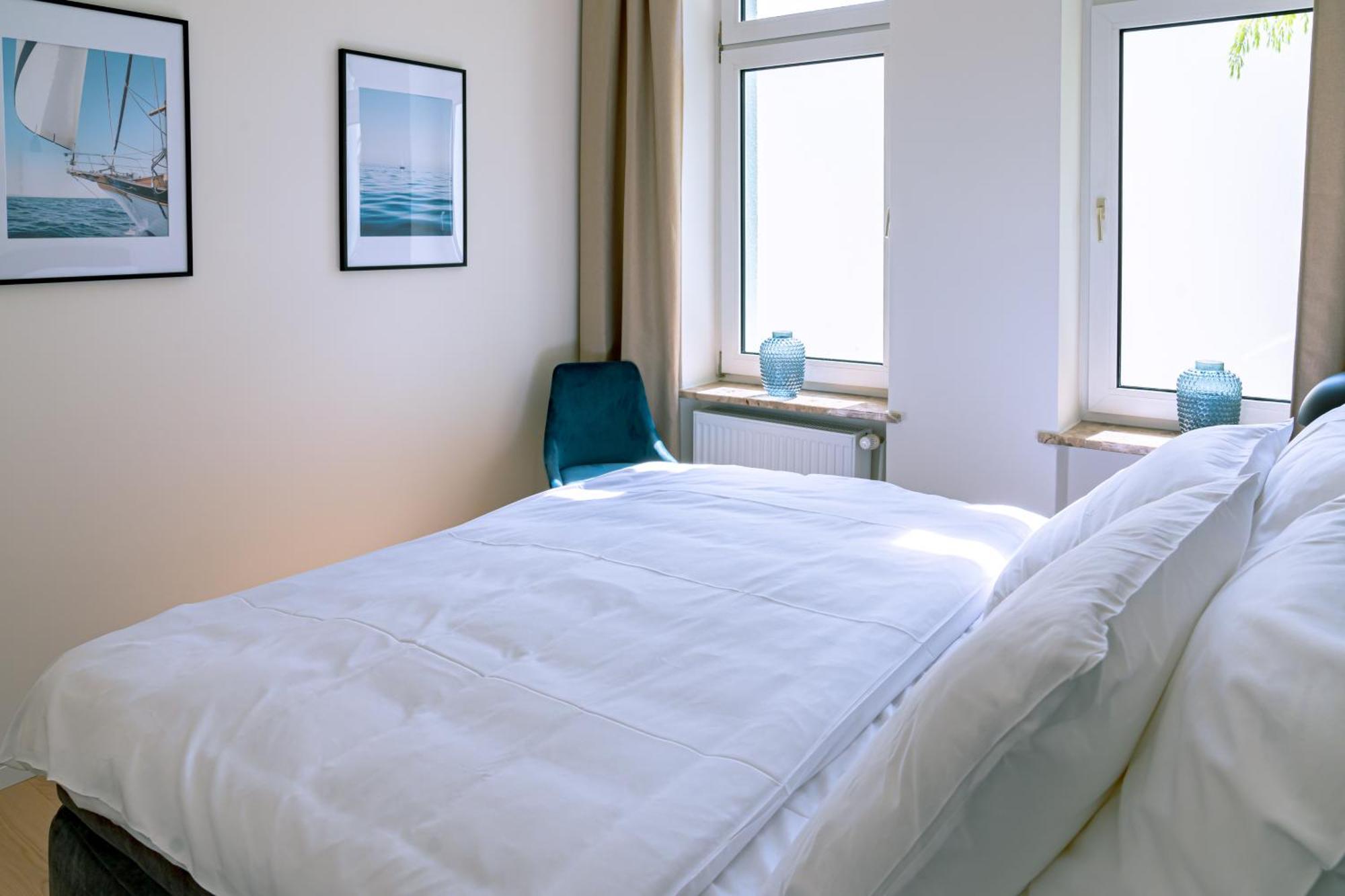 Kapitaenshaus Friedrich Franz - Premium Apartments 200 Meter Vom Strand Und Alten Strom Rostock Chambre photo